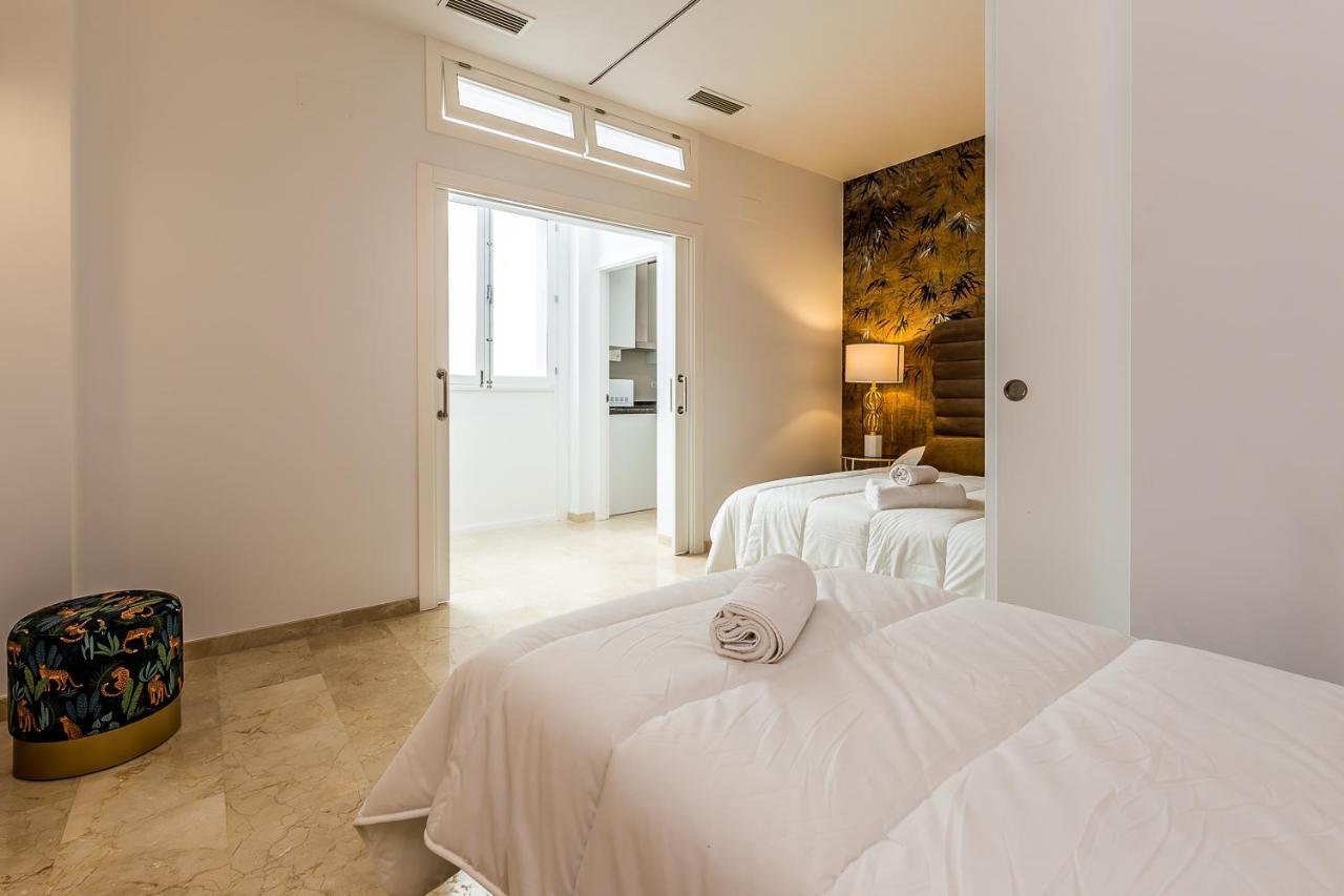 San Francisco Plaza Apartamentos Cádiz Exterior foto